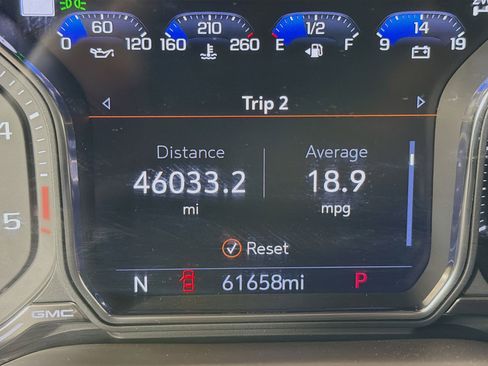 Used 2022 GMC Sierra 3500 Denali image 14