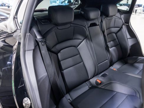 Used 2024 Porsche Taycan 4S image 33