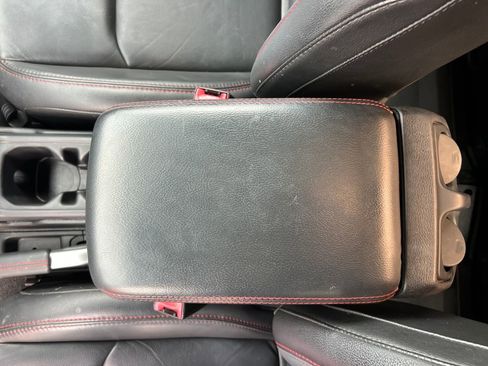 Used 2020 Jeep Gladiator Rubicon image 30