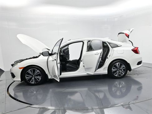 Used 2017 Honda Civic EX-L image 53