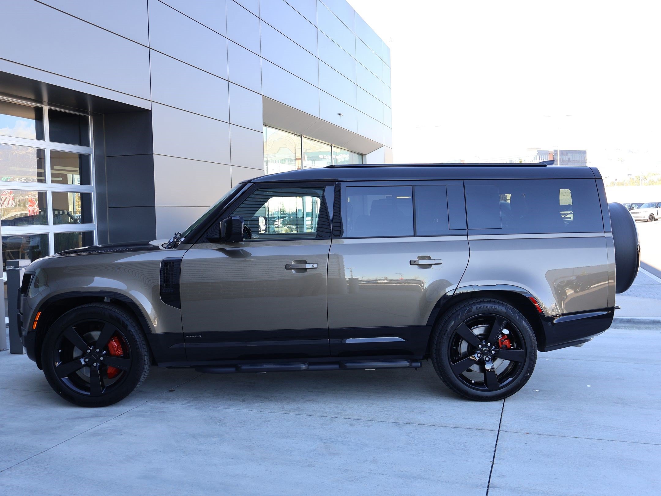 Used 2026 Land Rover Defender 130 X AWD/4WD image 11