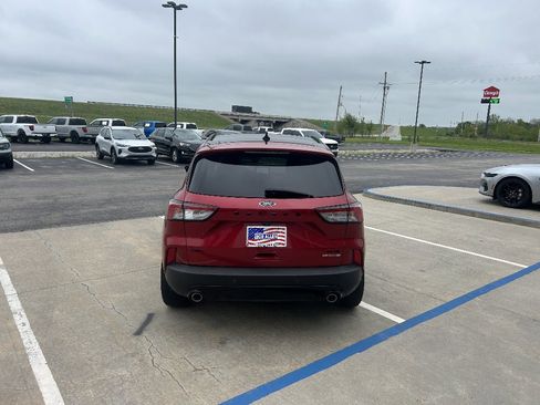 Used 2022 Ford Escape SEL w/ SEL Stealth AWD Package image 4