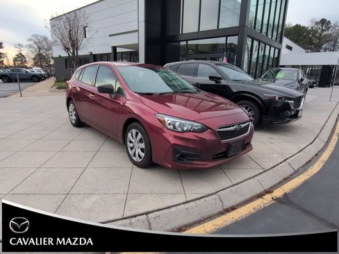 Used 2019 Subaru Impreza 2.0i image 3