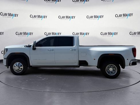 Used 2026 GMC Sierra 3500 Denali Ultimate AWD/4WD image 2