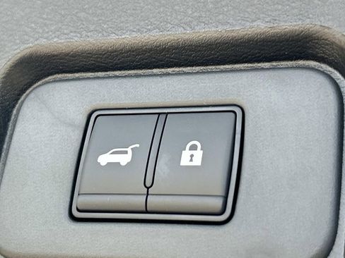 New 2026 Nissan Rogue SV AWD/4WD image 13