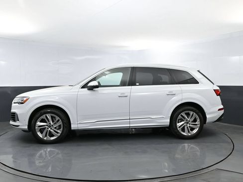 Used 2022 Audi Q7 3.0T Premium Plus w/ Premium Plus Package AWD/4WD image 25