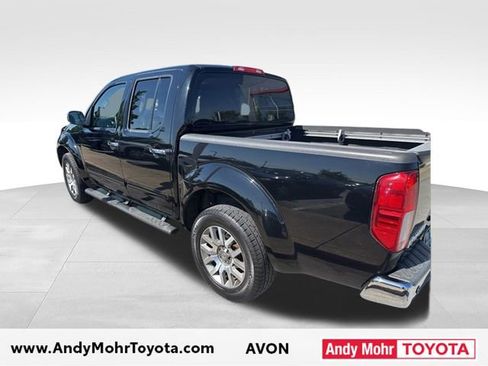 Used 2013 Nissan Frontier SL w/ Moonroof Pkg AWD/4WD image 5