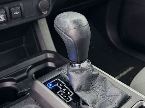 Used 2021 Toyota Tacoma SR5 image 19