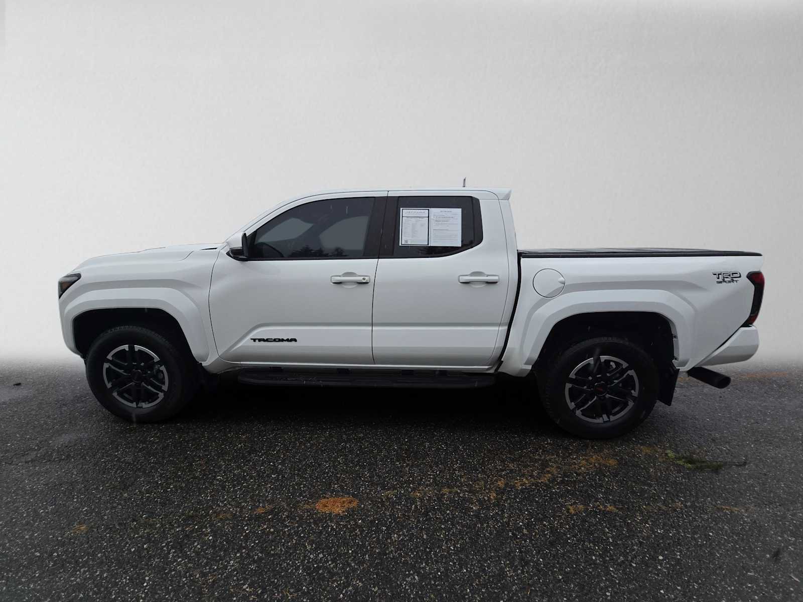 Certified 2024 Toyota Tacoma TRD Sport AWD/4WD image 6