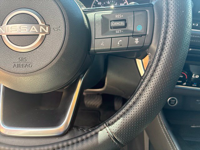 Used 2023 Nissan Rogue SL w/ SL Premium Package FWD image 23