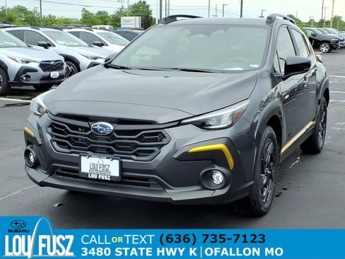 Used 2025 Subaru Crosstrek 2.5i Sport AWD/4WD image 2