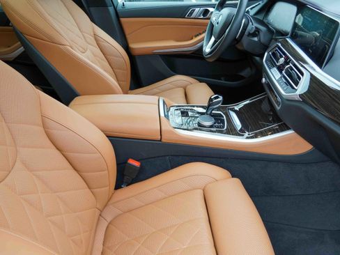 Certified 2023 BMW X5 sDrive40i w/ Premium Package image 12