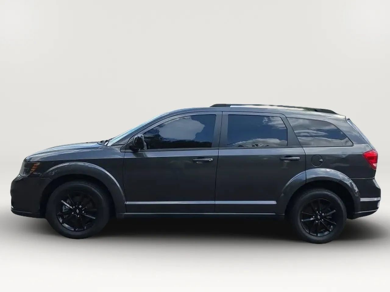 Used 2019 Dodge Journey SE FWD image 5