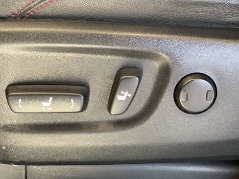 Used 2017 Toyota 4Runner TRD Off-Road Premium image 14