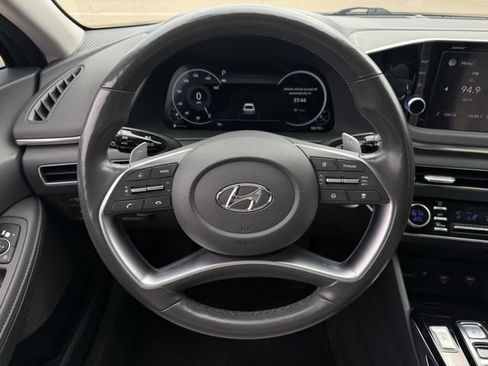 Used 2021 Hyundai Sonata Limited image 13