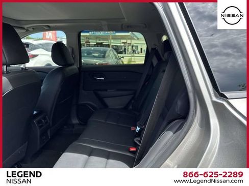 Certified 2023 Nissan Rogue SL AWD/4WD image 12
