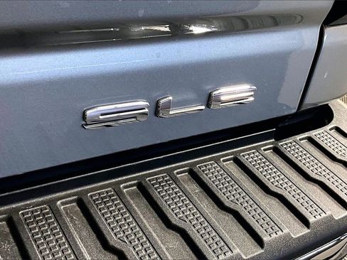 New 2026 GMC Sierra 2500 SLE w/ SLE Value Package; image 10