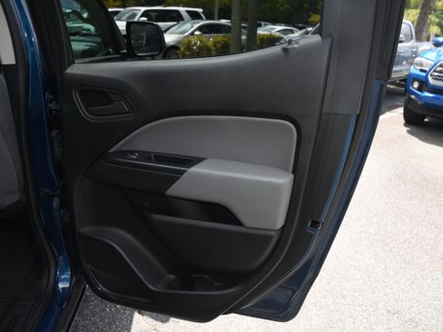 Used 2019 Chevrolet Colorado W/T w/ WT Convenience Package RWD image 18