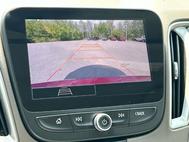 Used 2025 Chevrolet Malibu LT FWD image 30