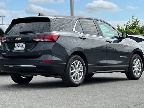 Used 2022 Chevrolet Equinox LT FWD image 4