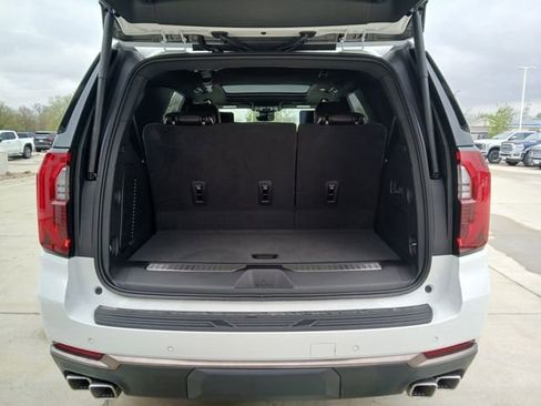 New 2026 GMC Yukon AT4 Ultimate AWD/4WD image 24