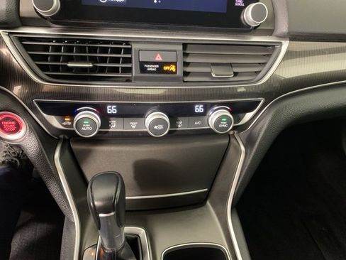 Used 2022 Honda Accord Sport image 12