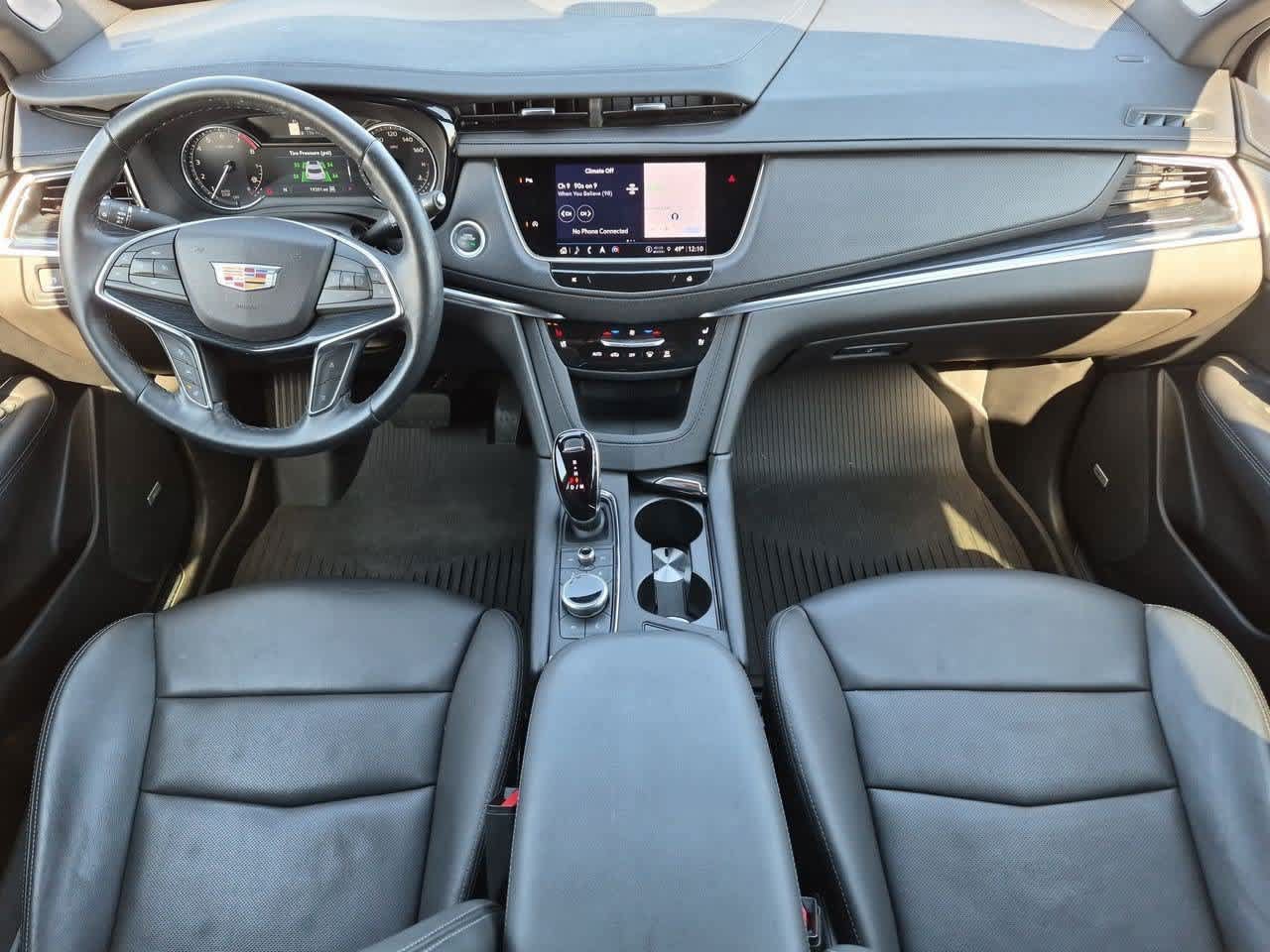 Used 2024 Cadillac XT5 Premium Luxury w/ LPO, Floor Liner Package AWD/4WD image 15