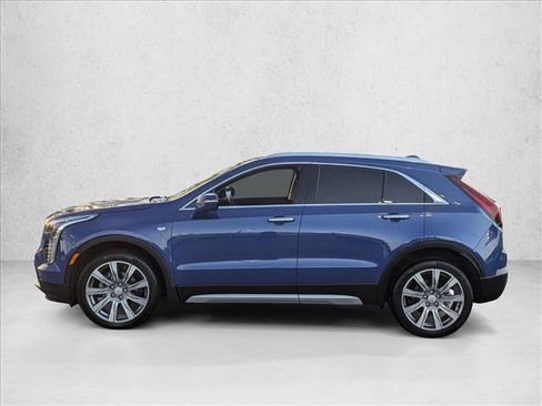 Used 2023 Cadillac XT4 Premium Luxury image 9