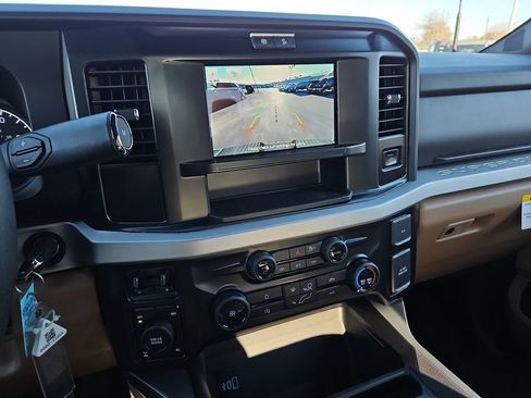 New 2026 Ford F250 XLT w/ FX4 Off-Road Package image 24