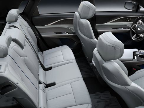 New 2026 Cadillac Lyriq Sport AWD/4WD image 35