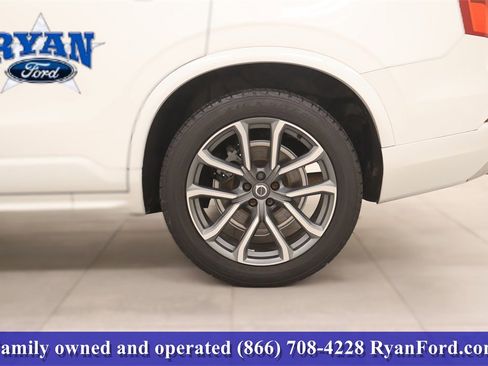 Used 2019 Volvo XC90 T5 Momentum w/ Protection Package Premier image 32