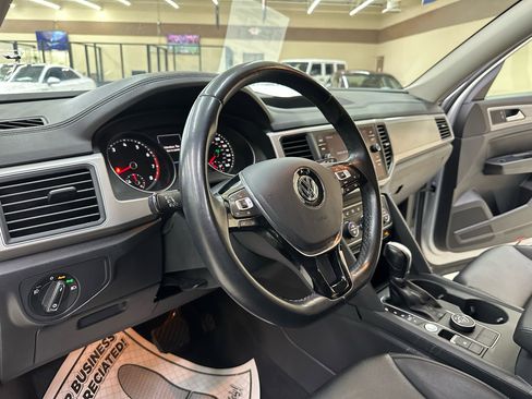 Used 2019 Volkswagen Atlas SE image 19