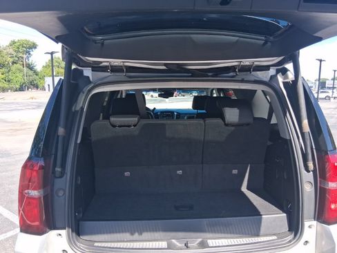 Used 2018 Chevrolet Tahoe Premier AWD/4WD image 9