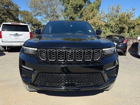 Used 2023 Jeep Grand Cherokee Summit 4xe AWD/4WD image 9