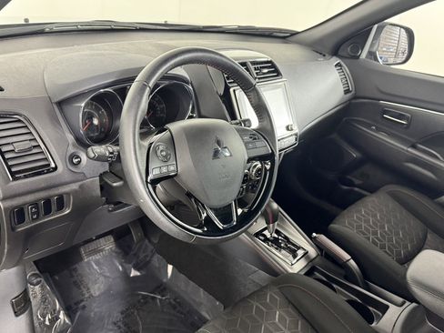 Used 2024 Mitsubishi Outlander Sport Trail Edition 2.0 AWC image 11
