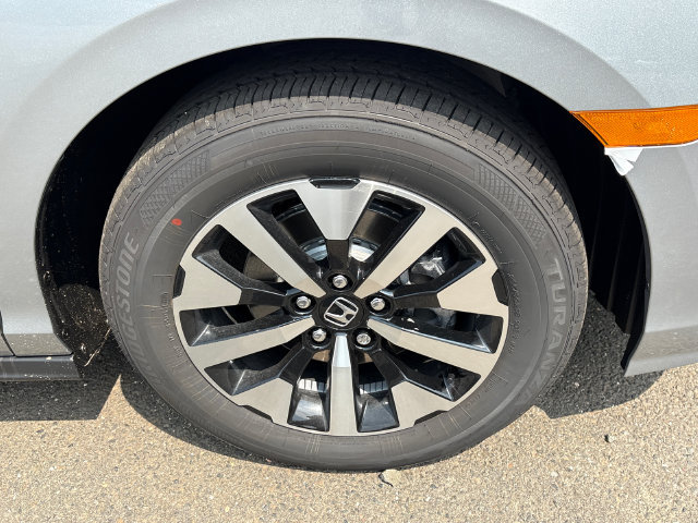 New 2026 Honda Odyssey EX-L image 7