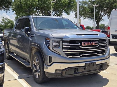 Used 2025 GMC Sierra 1500 SLT AWD/4WD image 1