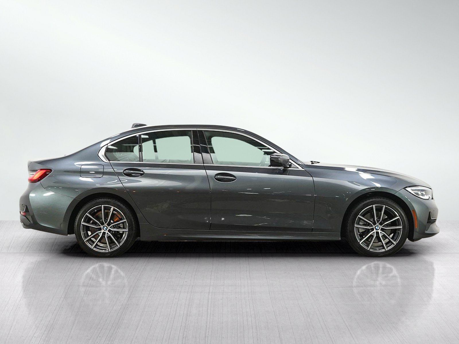 Used 2021 BMW 330i xDrive Sedan w/ Convenience Package AWD/4WD image 6