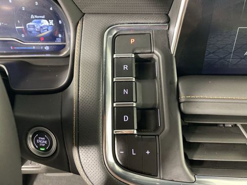 Used 2024 GMC Yukon AT4 image 18