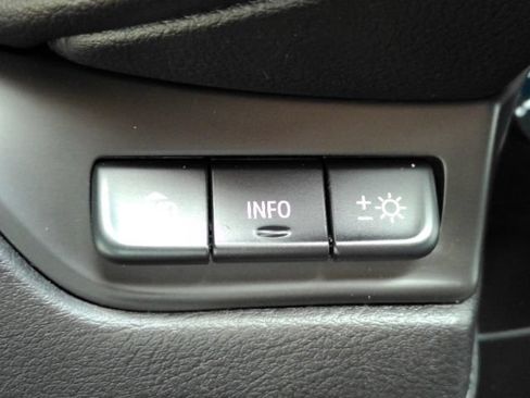 Used 2020 Cadillac Escalade ESV Luxury AWD/4WD image 38