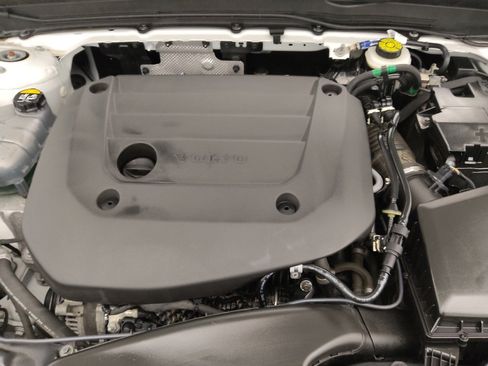 Used 2023 Volvo XC40 B5 Ultimate w/ Protection Package Premier image 30