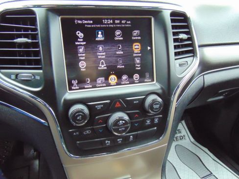 Used 2014 Jeep Grand Cherokee Limited image 56