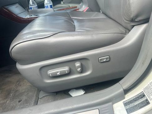 Used 2005 Toyota Avalon Limited FWD image 8