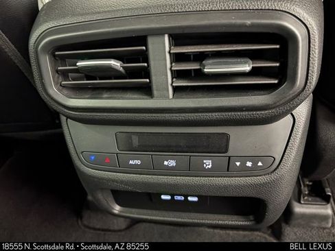 Used 2024 Honda Pilot Touring image 26