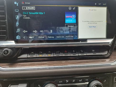 Used 2022 Chevrolet Silverado 1500 LT Trail Boss w/ LT Trail Boss Premium Package image 10