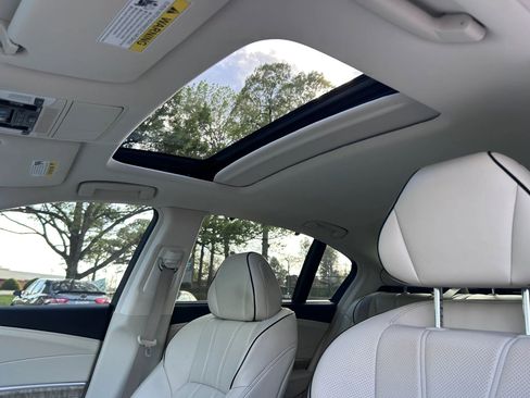 Used 2020 Acura RLX Sport Hybrid w/ Advance Pkg image 29