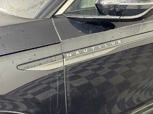 New 2024 Lincoln Nautilus Black Label w/ Jet Appearance Package (87T) image 9
