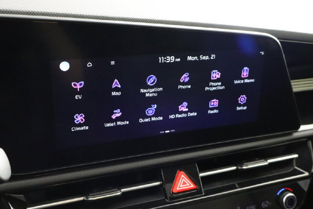 Used 2023 Kia Niro Wave w/ Wave Preserve Package FWD image 32