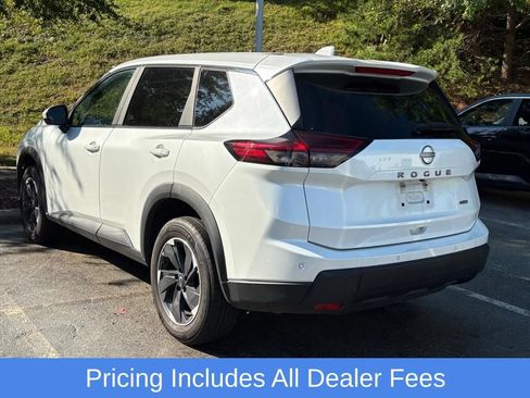 Used 2025 Nissan Rogue SV AWD/4WD image 5