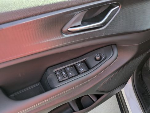 New 2025 Jeep Grand Cherokee L Laredo w/ Luxury Tech Group I image 13